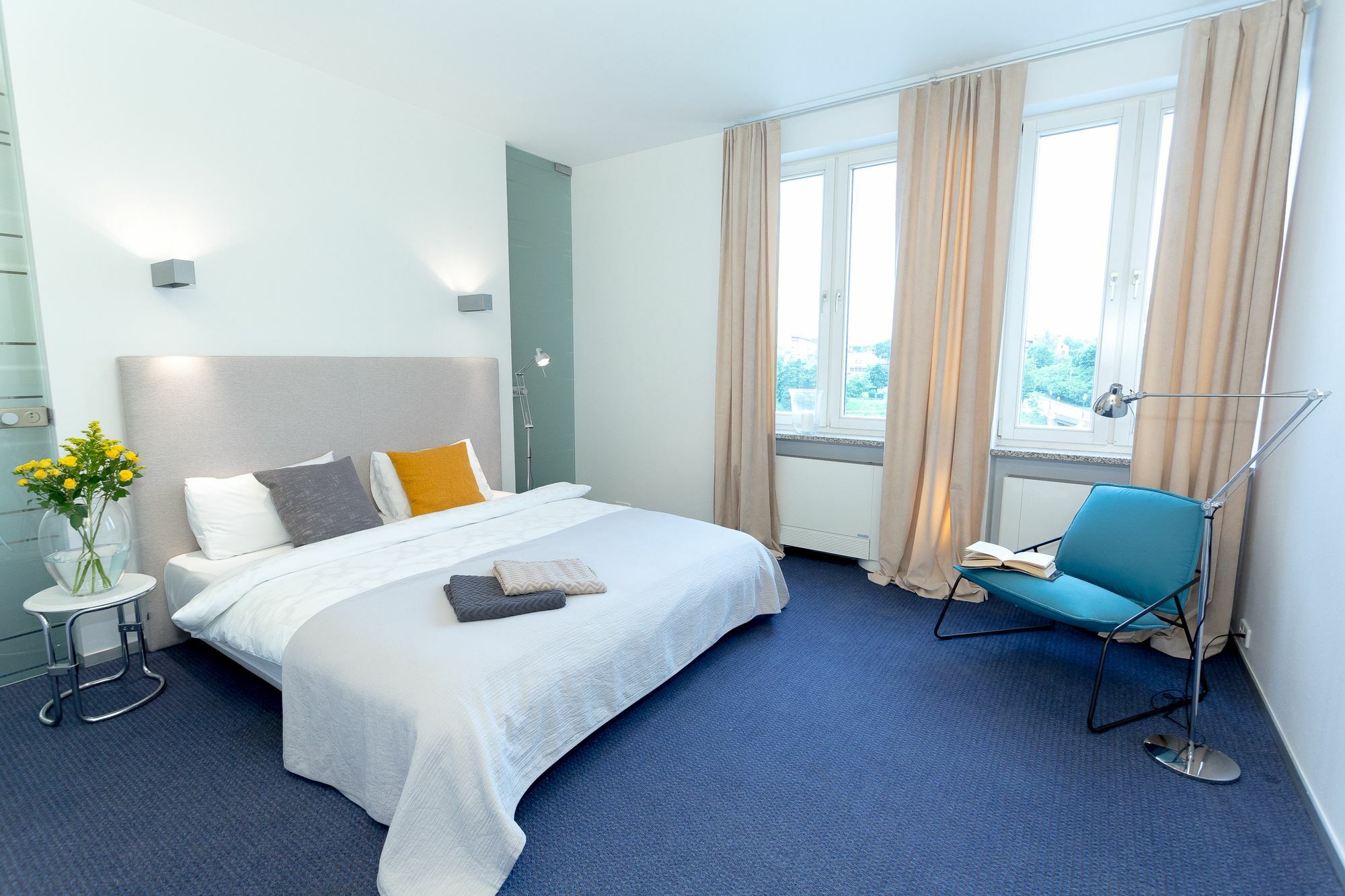 Vilnius Apartments&Suites - Gedimino avenue Esterno foto