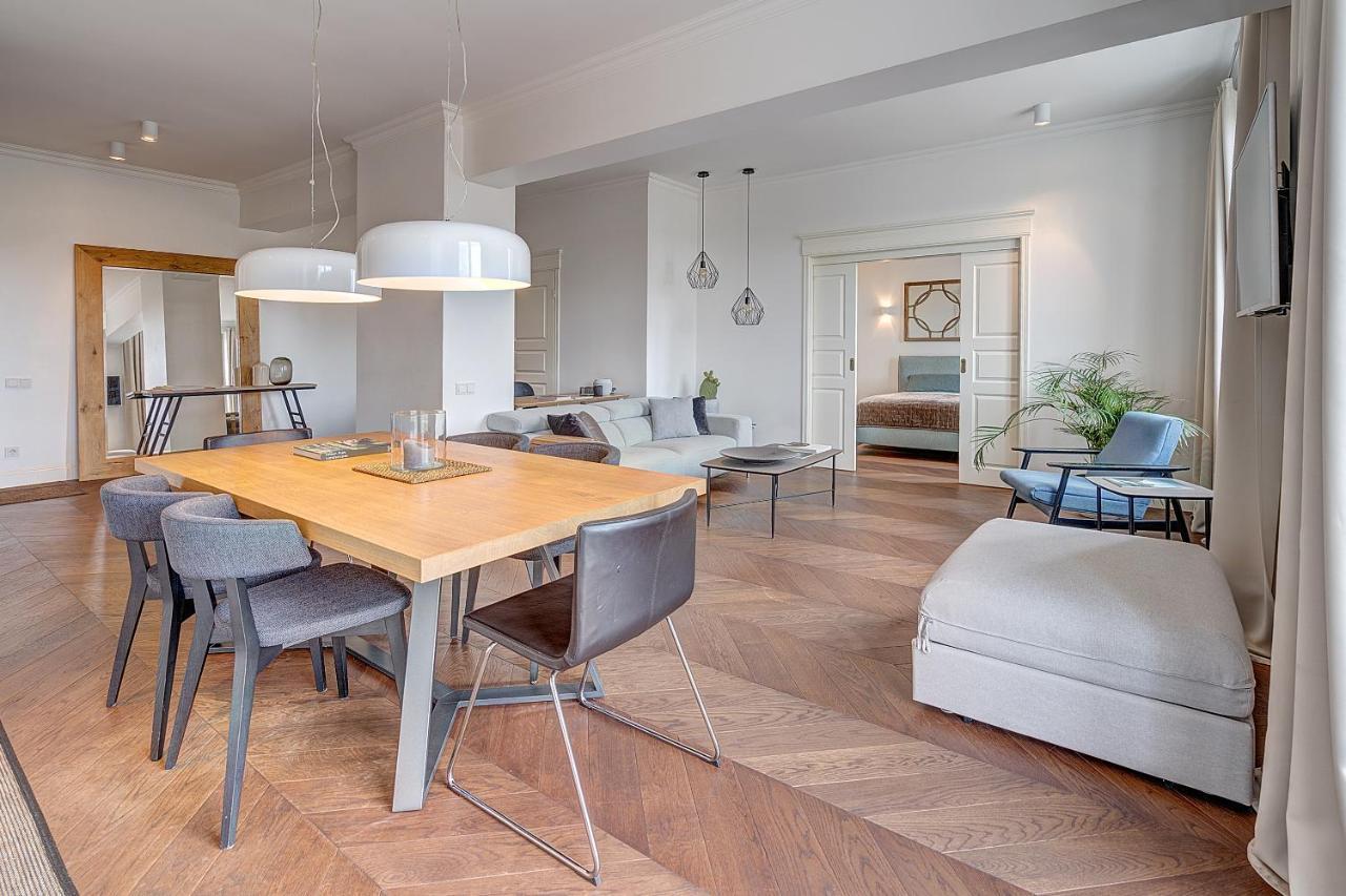 Vilnius Apartments&Suites - Gedimino avenue Esterno foto