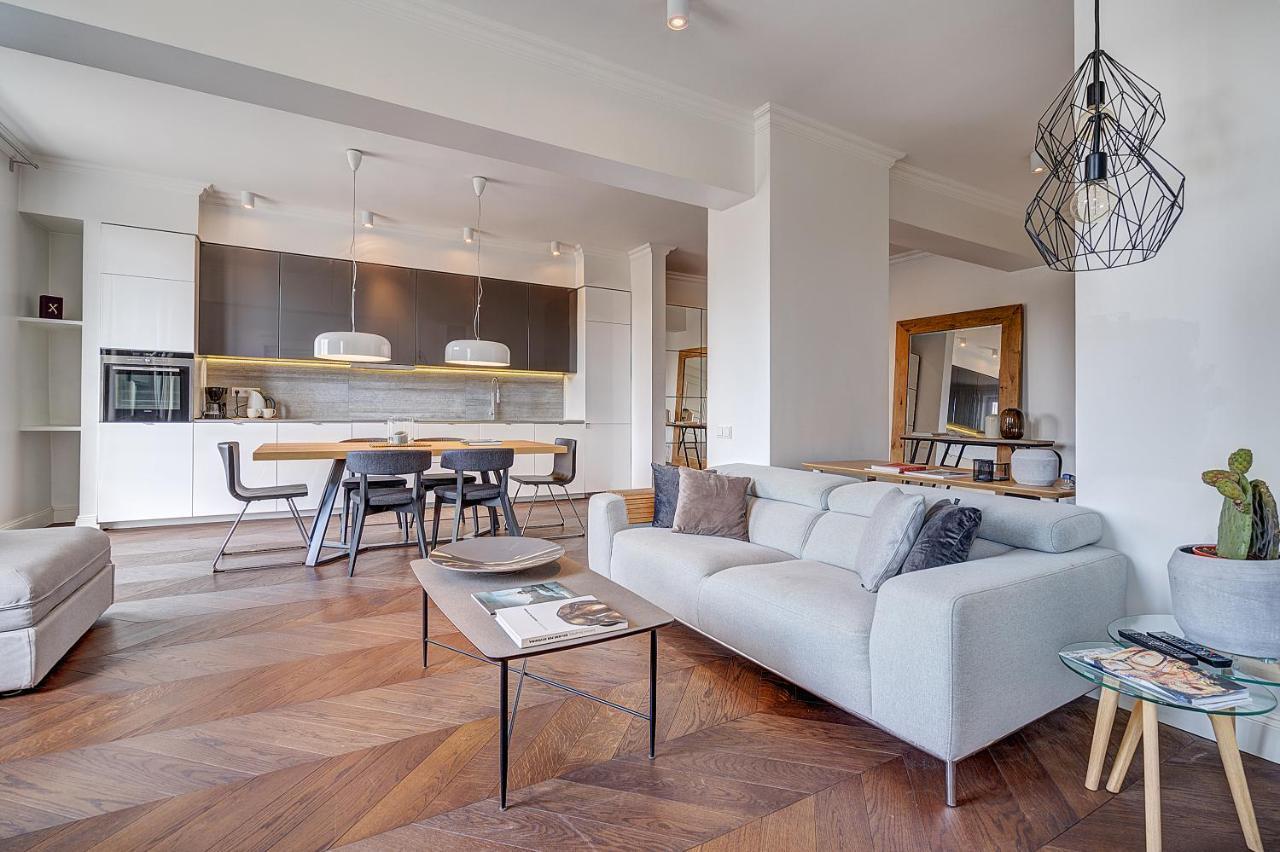Vilnius Apartments&Suites - Gedimino avenue Esterno foto